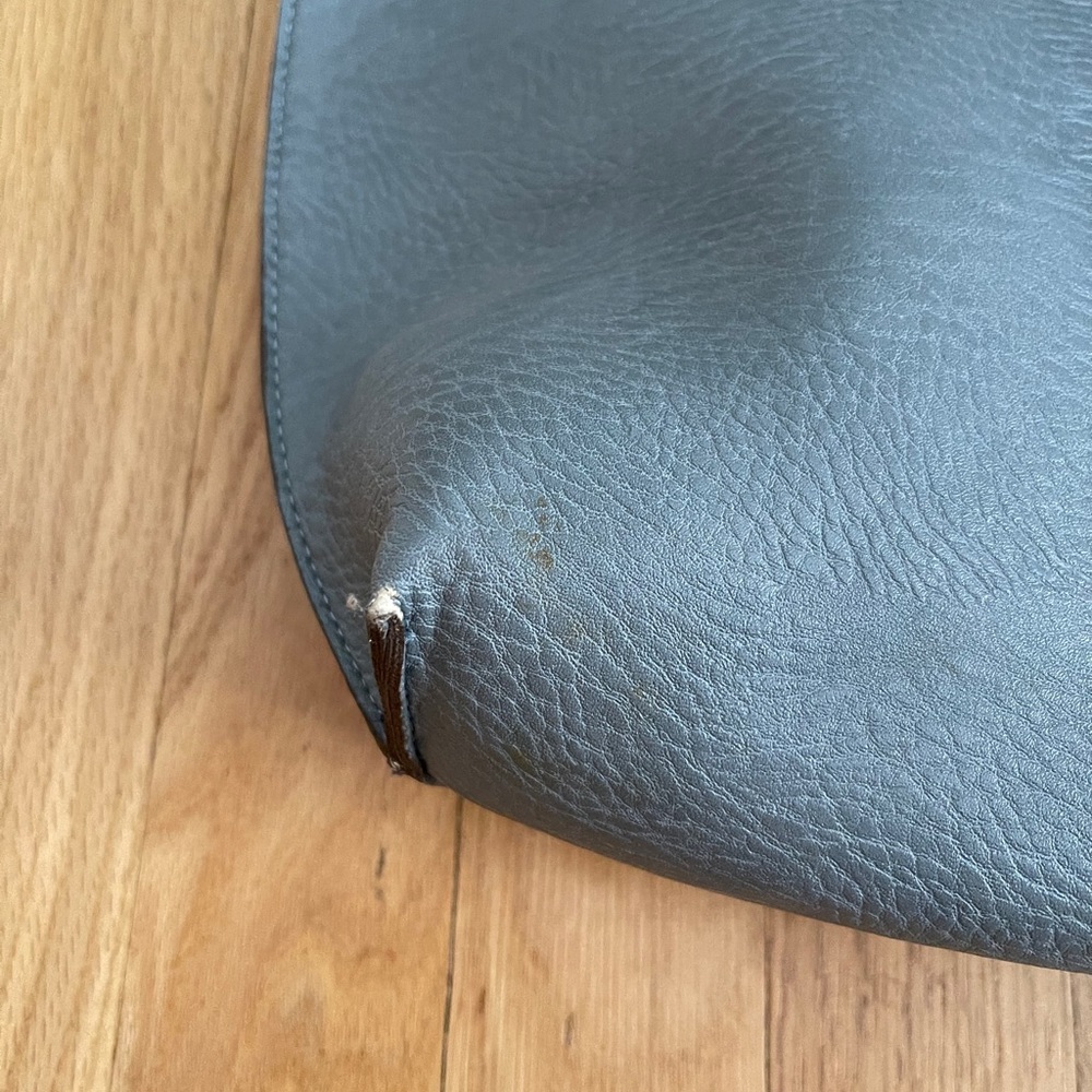 Purse - Picture 4 of 5